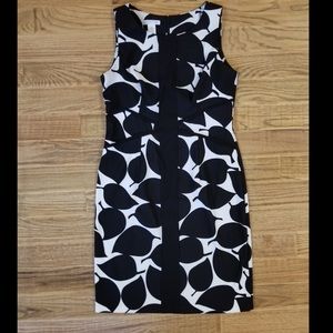 London Times Leaf Print Sheath Dress